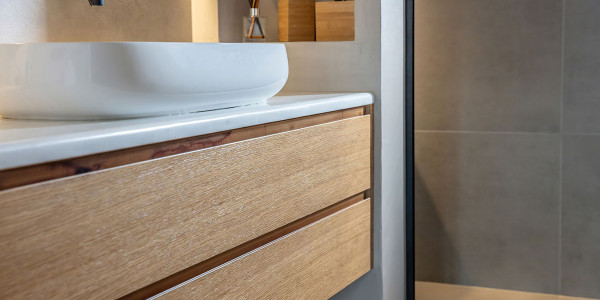 Reforma de Baños Madrid Centro · Instalación de Muebles y Accesorios de Baño