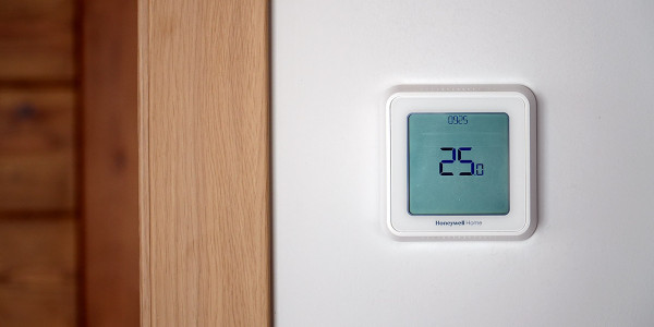 Rehabilitación / Reformas de Pisos en Madrid · Instalación de Sistemas Climatización y Aire Acondicionado